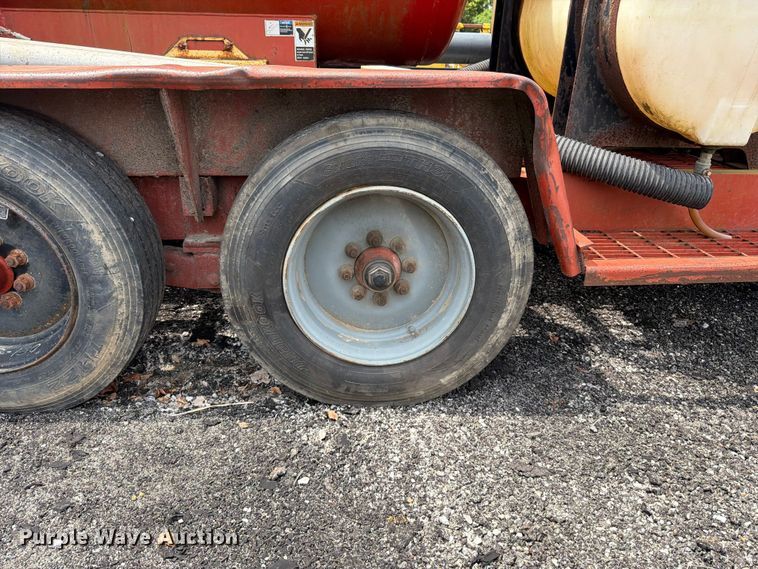image for item FT6167 Ditch Witch FX30 vacuum excavator