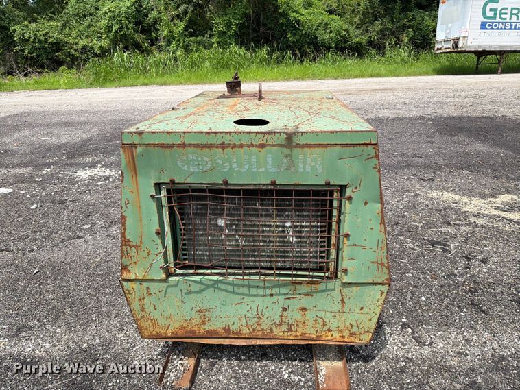image for item FT6170 Sullair 125 DPQ air compressor