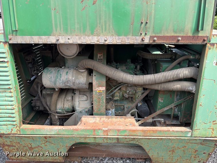 image for item FT6170 Sullair 125 DPQ air compressor
