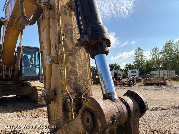 image for item FT6183 2013 Caterpillar 336EL excavator