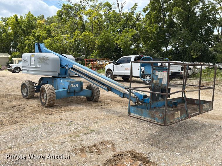 image for item FT6184 1999 Genie S-40 boom lift