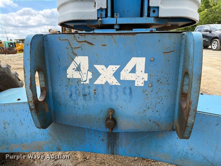 image for item FT6184 1999 Genie S-40 boom lift