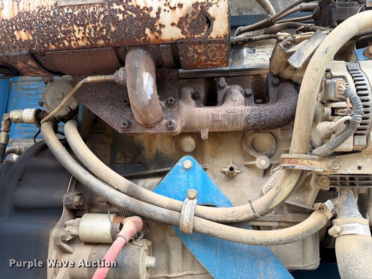image for item FT6184 1999 Genie S-40 boom lift