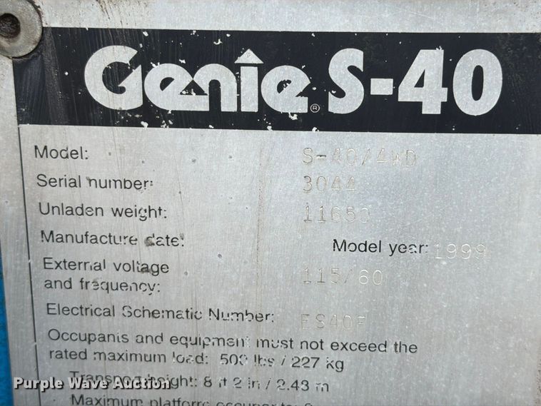 image for item FT6184 1999 Genie S-40 boom lift