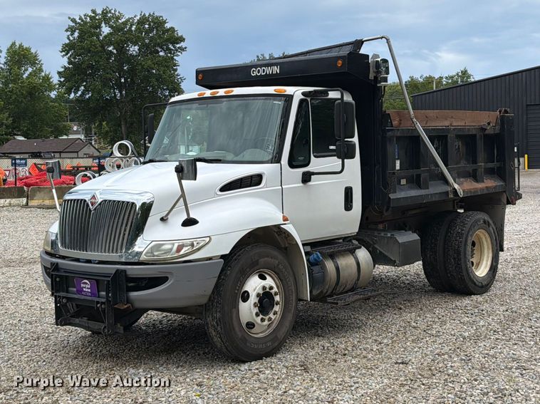 image for item FT6186 2017 International 4300 dump truck