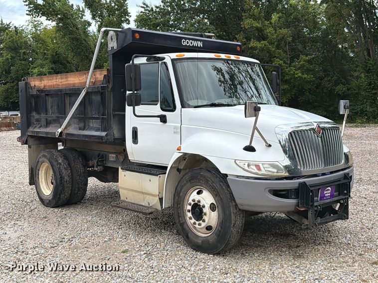 image for item FT6186 2017 International 4300 dump truck