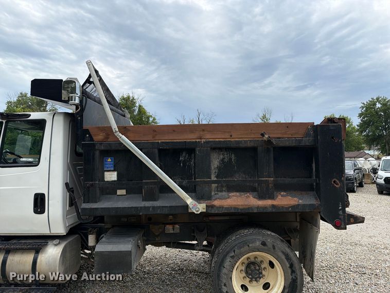 image for item FT6186 2017 International 4300 dump truck