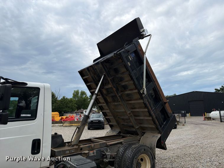 image for item FT6186 2017 International 4300 dump truck