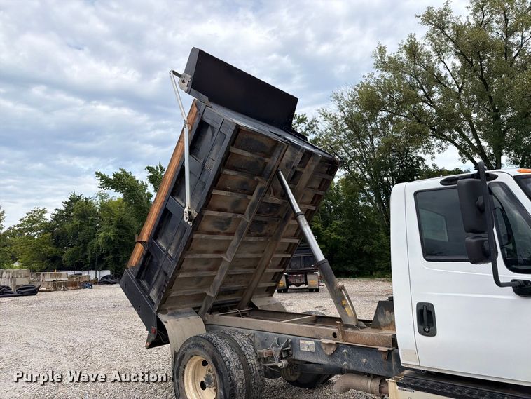 image for item FT6186 2017 International 4300 dump truck
