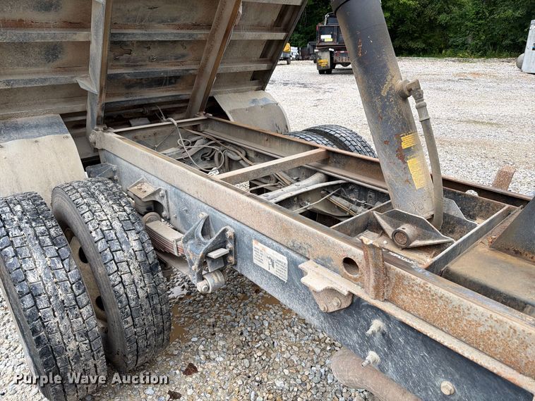 image for item FT6186 2017 International 4300 dump truck