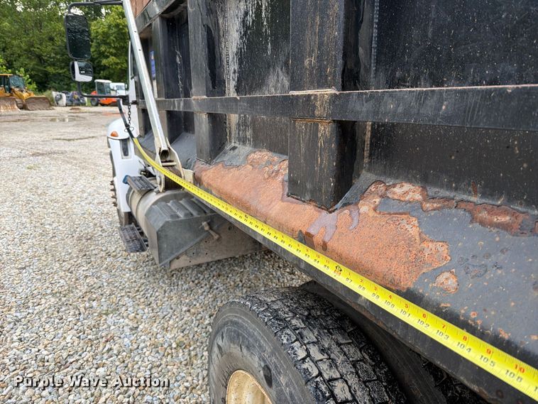 image for item FT6186 2017 International 4300 dump truck