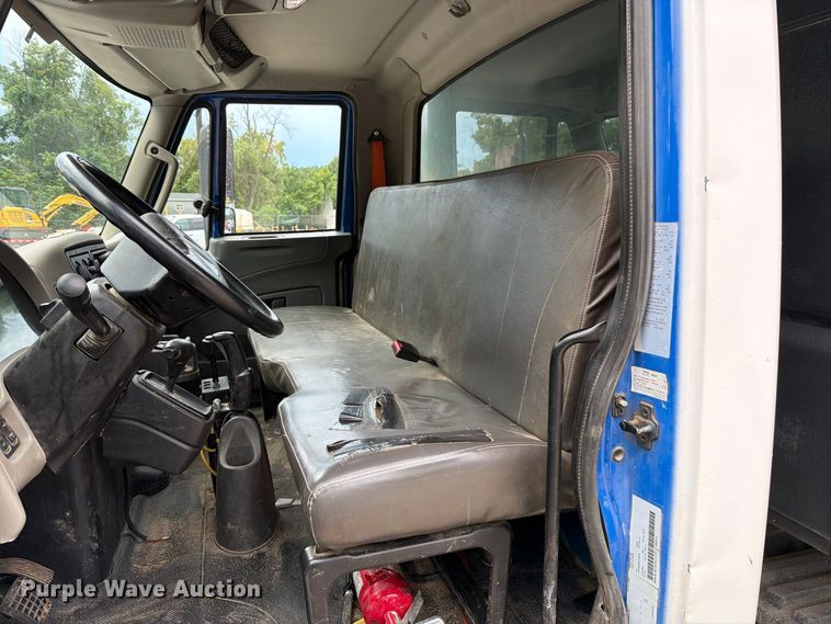 image for item FT6186 2017 International 4300 dump truck