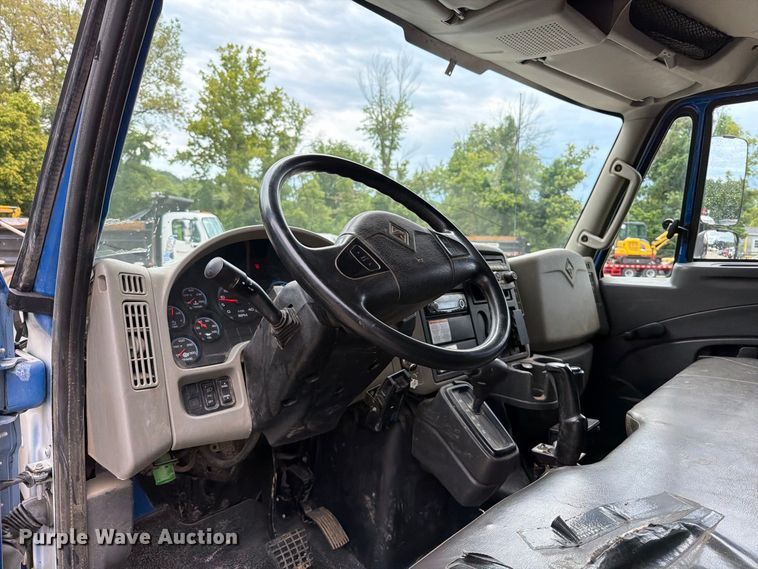 image for item FT6186 2017 International 4300 dump truck