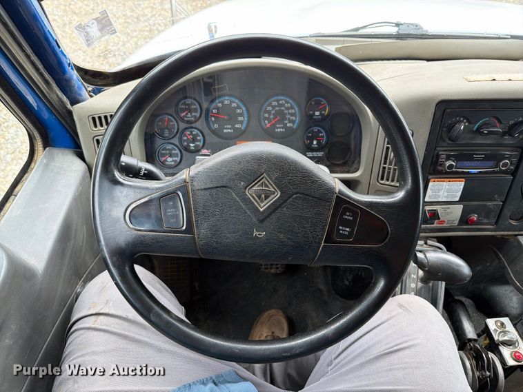 image for item FT6186 2017 International 4300 dump truck