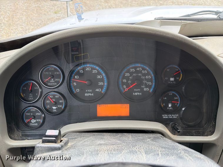image for item FT6186 2017 International 4300 dump truck
