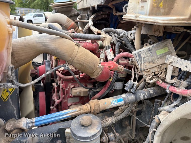 image for item FT6186 2017 International 4300 dump truck