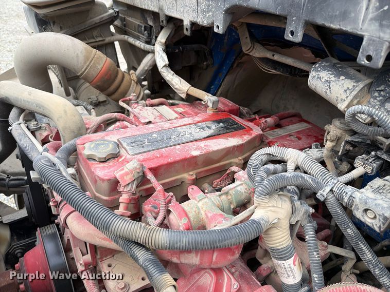 image for item FT6186 2017 International 4300 dump truck
