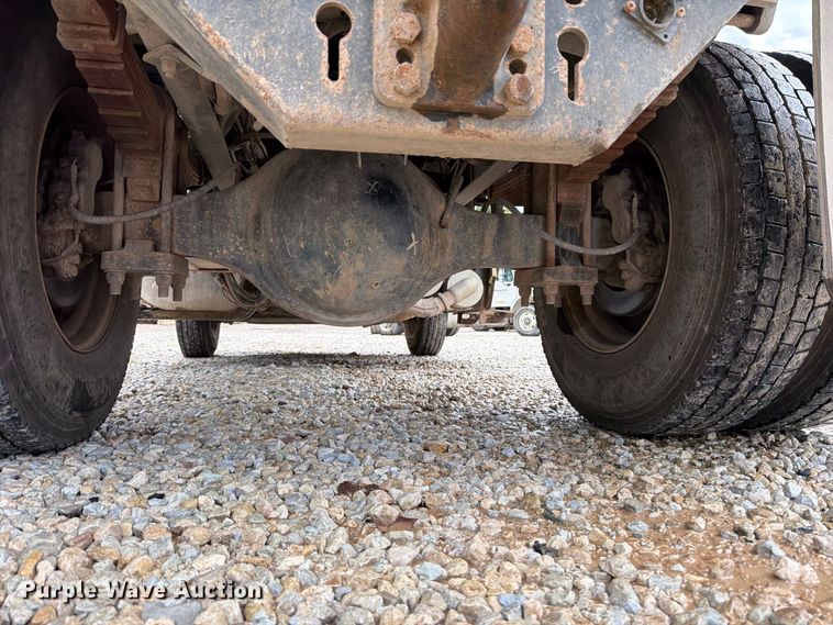 image for item FT6186 2017 International 4300 dump truck