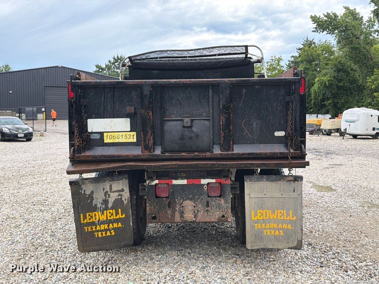 image for item FT6187 2018 International 4300 SBA dump truck