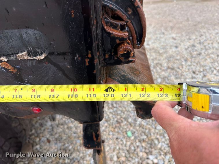 image for item FT6187 2018 International 4300 SBA dump truck