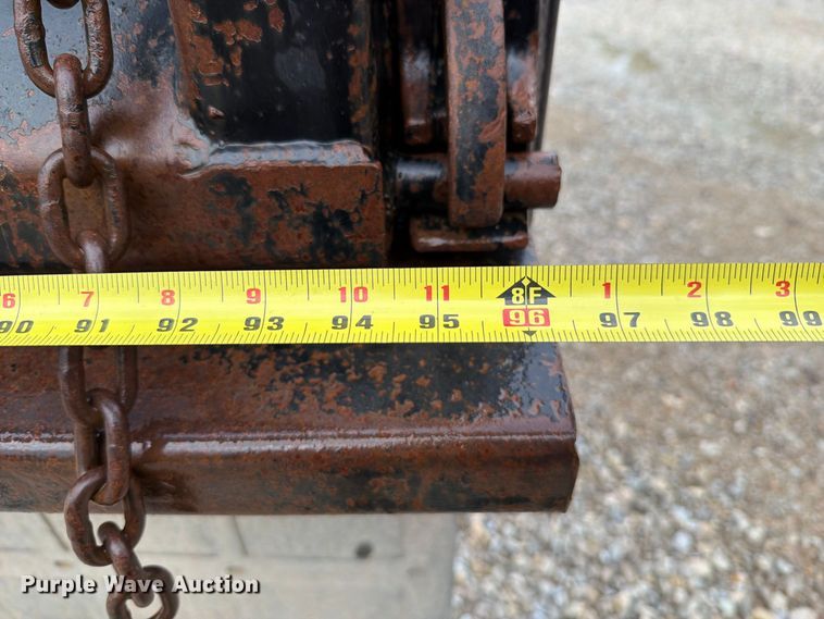 image for item FT6187 2018 International 4300 SBA dump truck