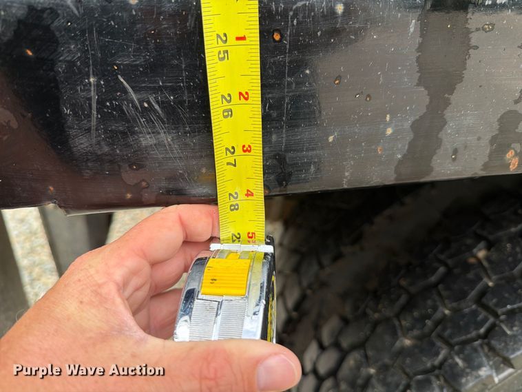 image for item FT6187 2018 International 4300 SBA dump truck
