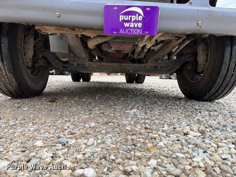 image for item FT6187 2018 International 4300 SBA dump truck