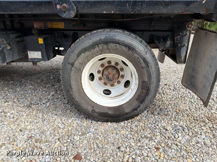 image for item FT6187 2018 International 4300 SBA dump truck