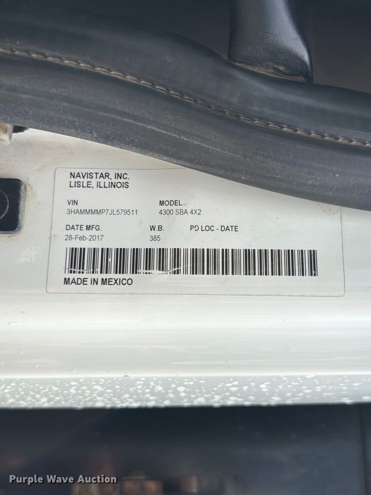 image for item FT6187 2018 International 4300 SBA dump truck
