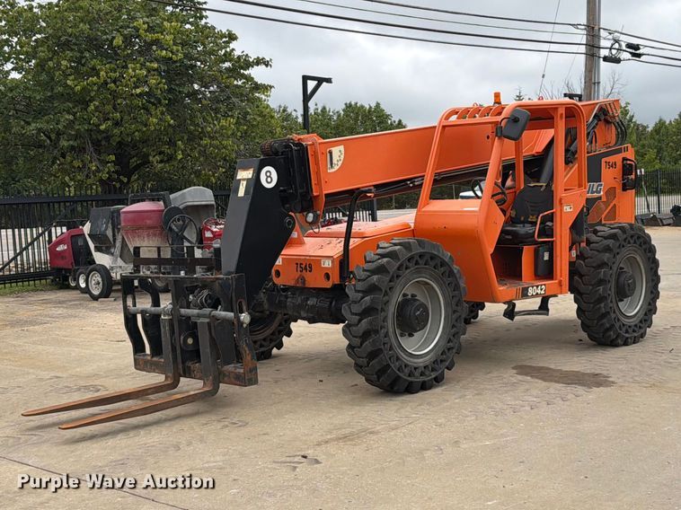 image for item FT6188 2014 JLG 8042 telehandler