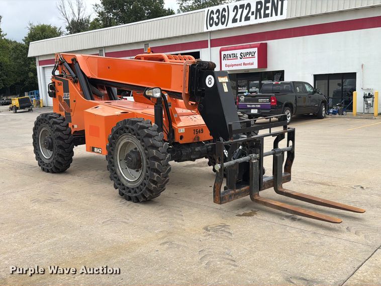 image for item FT6188 2014 JLG 8042 telehandler