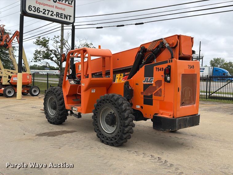 image for item FT6188 2014 JLG 8042 telehandler