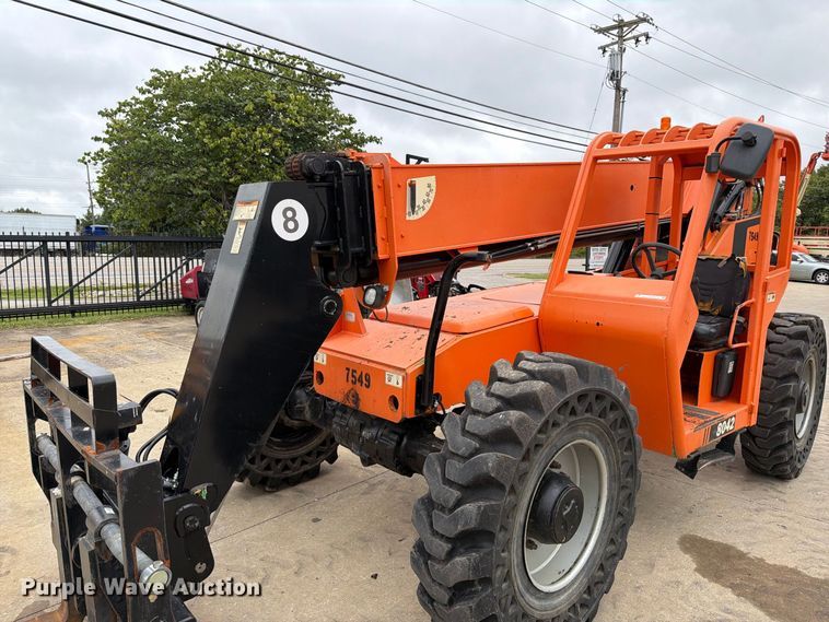 image for item FT6188 2014 JLG 8042 telehandler