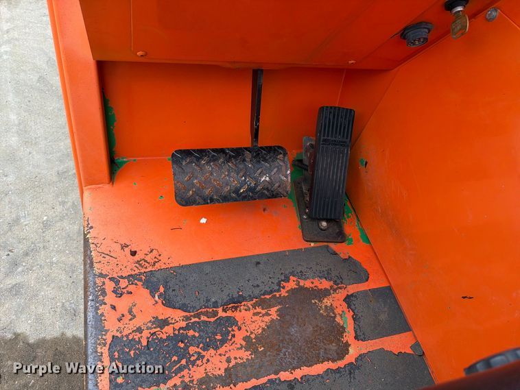 image for item FT6188 2014 JLG 8042 telehandler