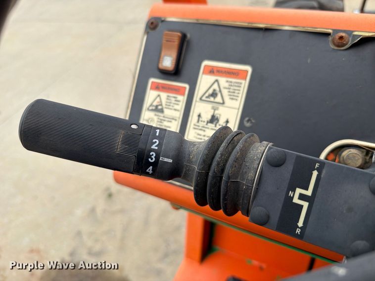 image for item FT6188 2014 JLG 8042 telehandler