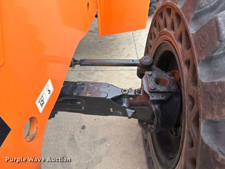 image for item FT6188 2014 JLG 8042 telehandler