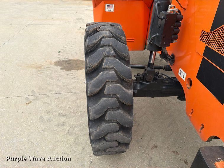 image for item FT6188 2014 JLG 8042 telehandler
