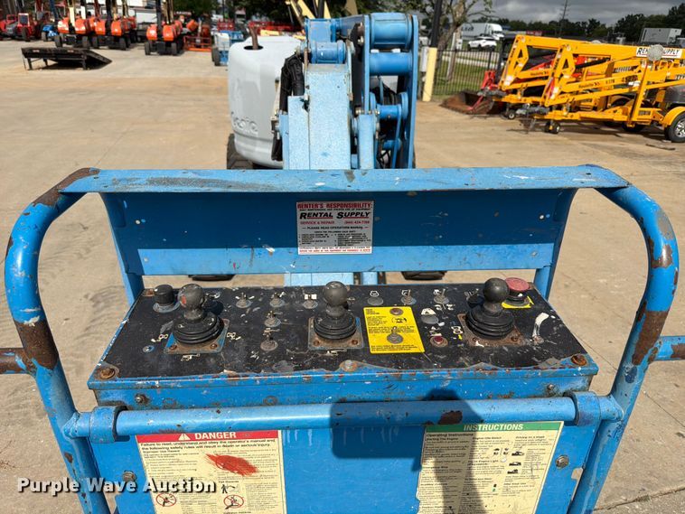 image for item FT6189 2012 Genie Z-45/25J boom lift