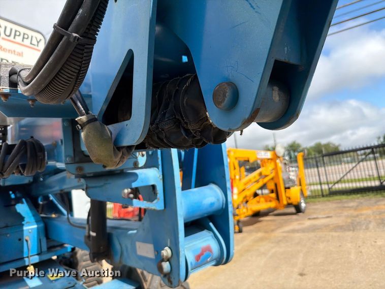 image for item FT6189 2012 Genie Z-45/25J boom lift