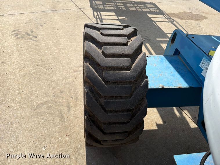 image for item FT6189 2012 Genie Z-45/25J boom lift