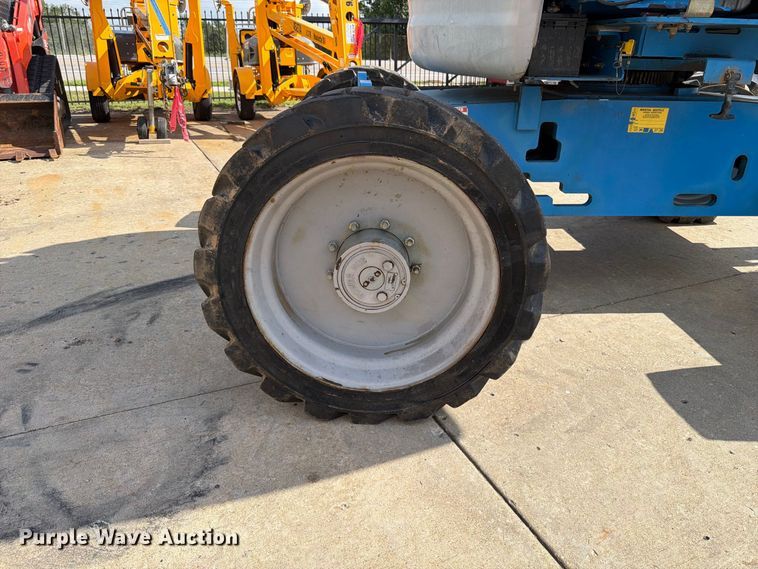 image for item FT6189 2012 Genie Z-45/25J boom lift