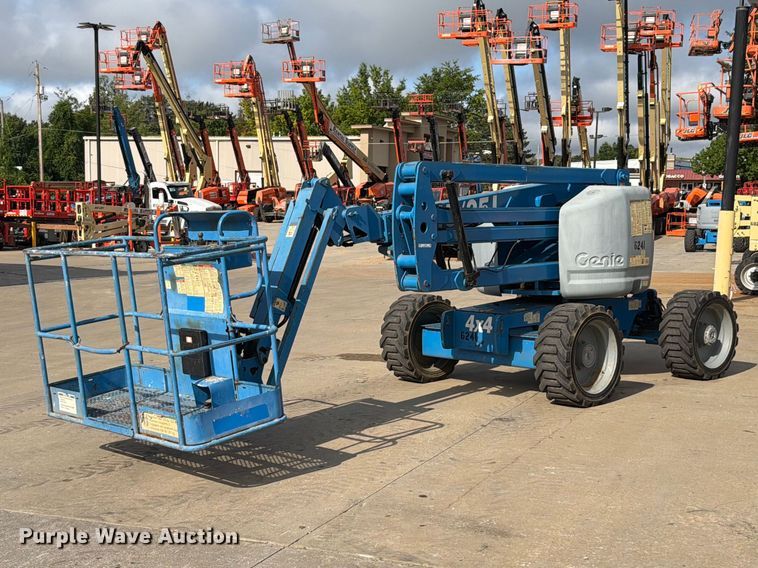 image for item FT6190 2011 Genie Z45/25J boom lift