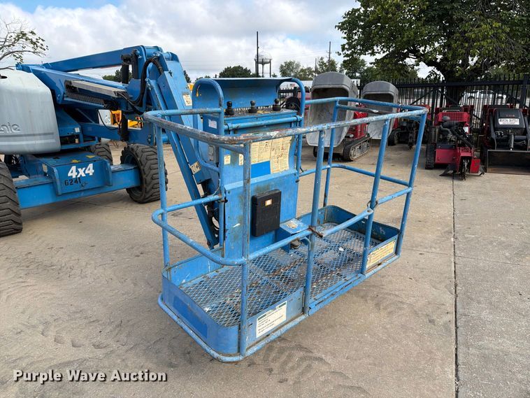 image for item FT6190 2011 Genie Z45/25J boom lift
