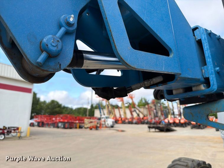 image for item FT6190 2011 Genie Z45/25J boom lift