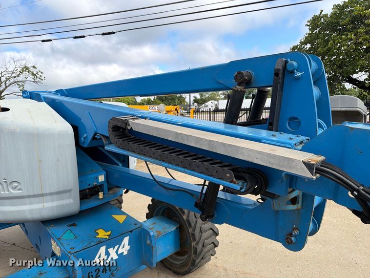 image for item FT6190 2011 Genie Z45/25J boom lift