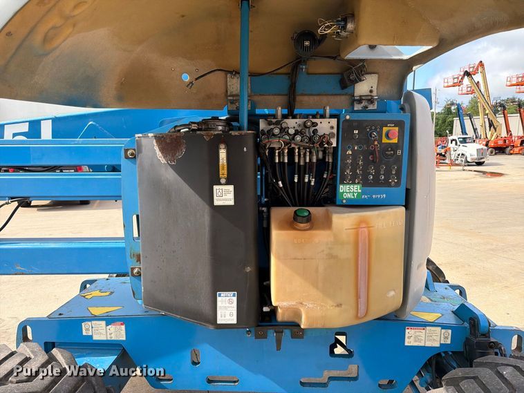 image for item FT6190 2011 Genie Z45/25J boom lift