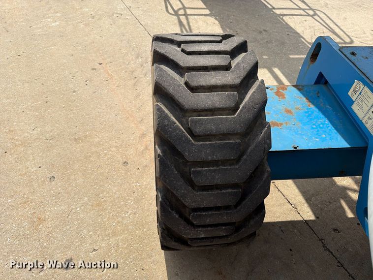 image for item FT6190 2011 Genie Z45/25J boom lift