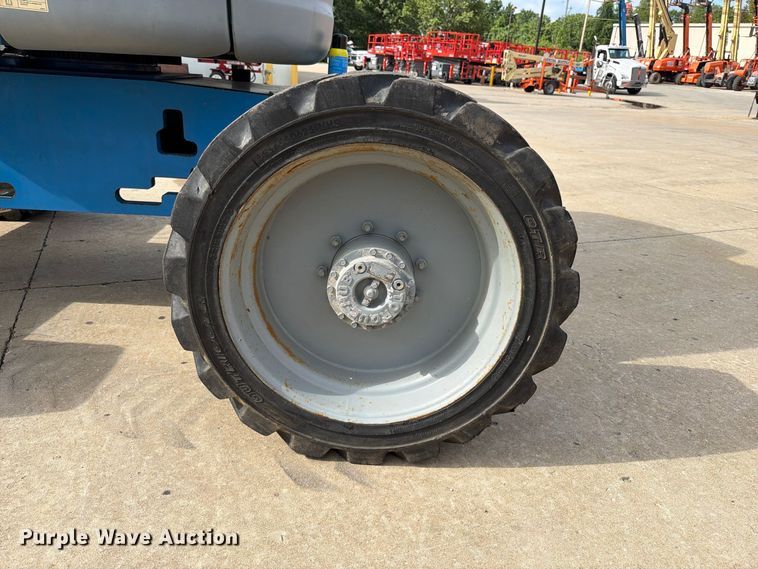 image for item FT6190 2011 Genie Z45/25J boom lift