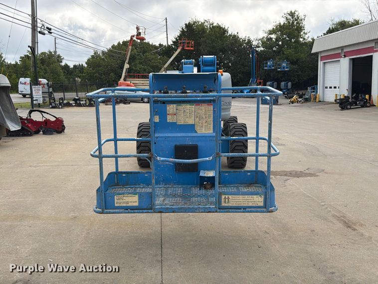 image for item FT6191 2011 Genie Z-45/25J boom lift
