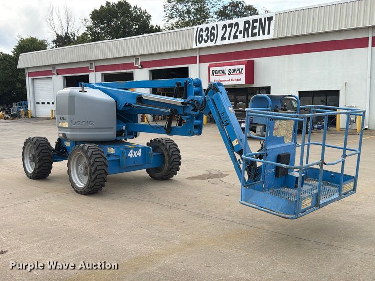 image for item FT6191 2011 Genie Z-45/25J boom lift